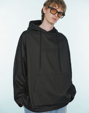 Urban Revivo Letter Embossed Oversized フード付き Overhead ブラウス メンズ 暗グレー | 592378-UYG