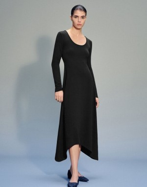 Urban Revivo Standard Sleeve U Neck A-Line ワンピース レディース 黒 | 584963-VOD