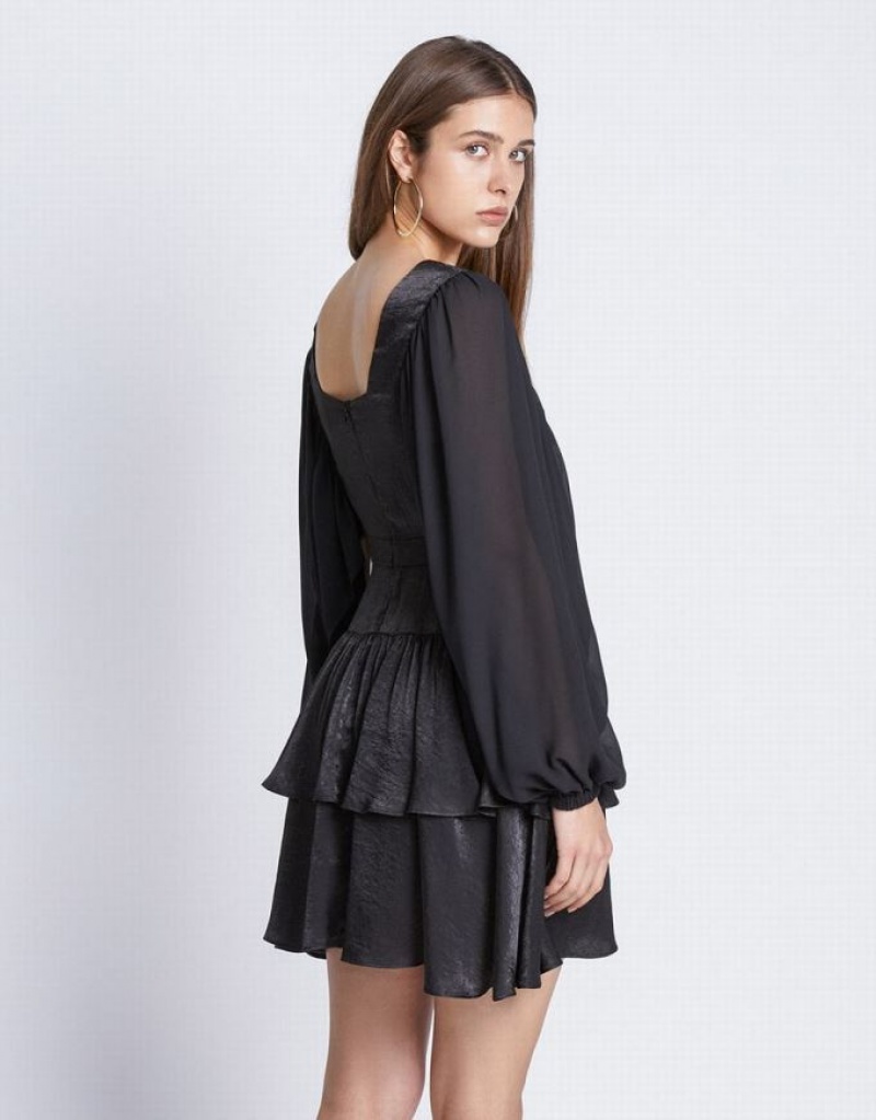 Urban Revivo Batwing Button Front Tiered Ruffle Hem カジュアルドレス レディース 黒 | 084567-ICO