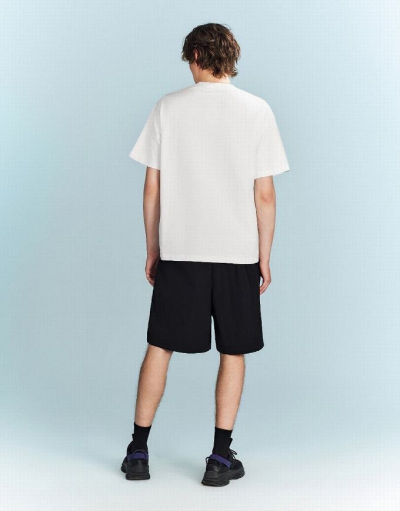 Urban Revivo Bear Detail Crew Neck Tシャツ メンズ 白 | 204736-XEM