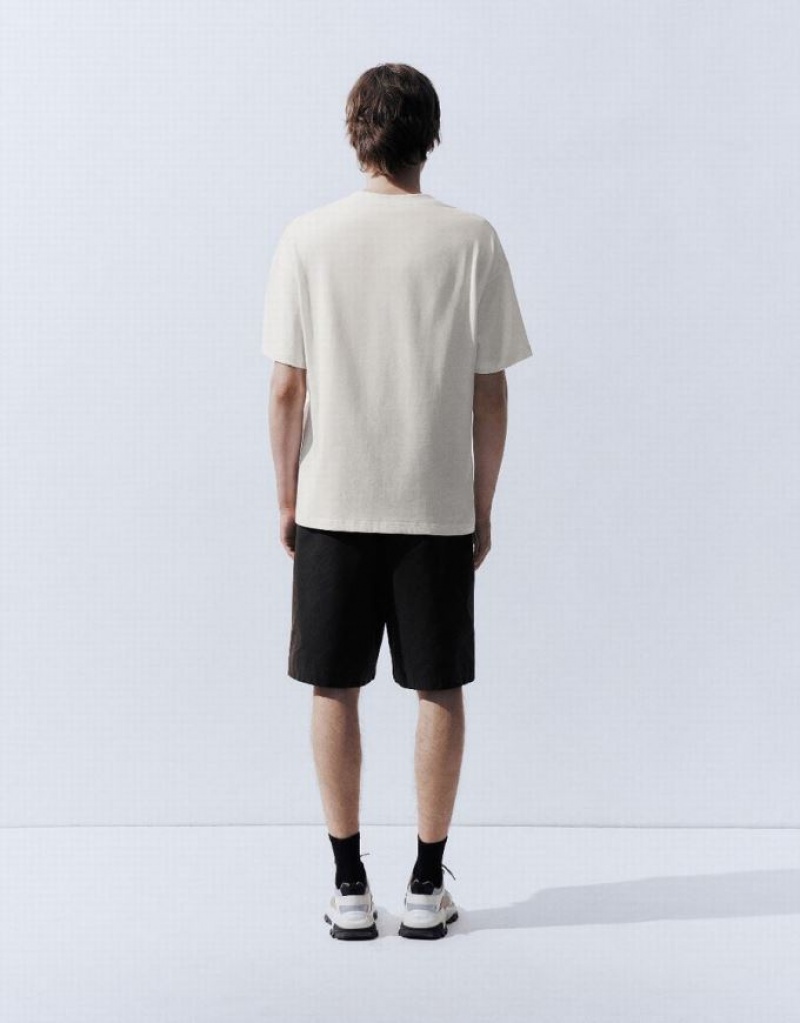 Urban Revivo Drop Shoulder Sleeve Tシャツ メンズ 白 | 036412-SAO