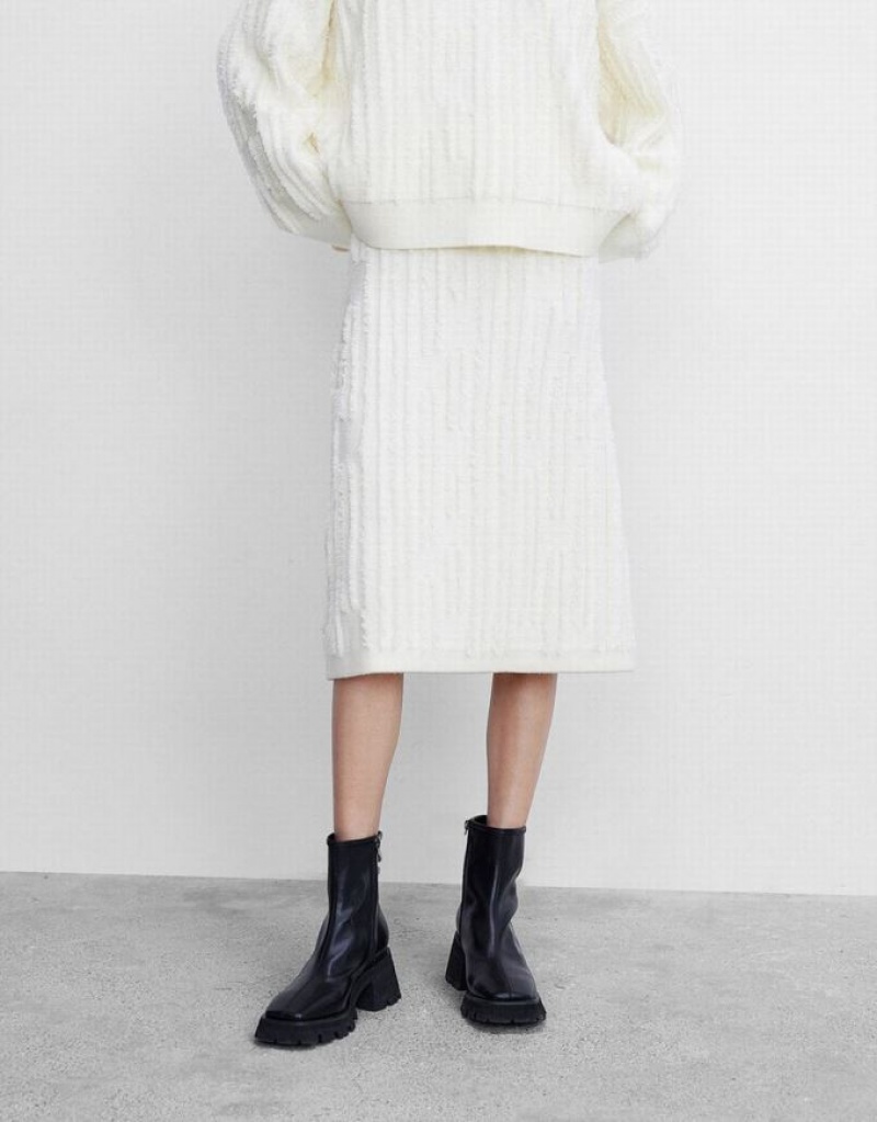 Urban Revivo Fuzzy Knit スカート レディース 白 | 583416-PGW