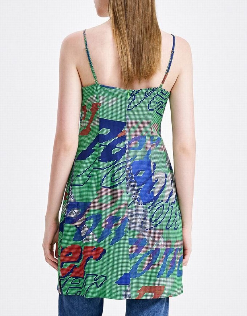 Urban Revivo Graffiti Print Cami Mini ミニドレス レディース 緑 | 536074-VOQ