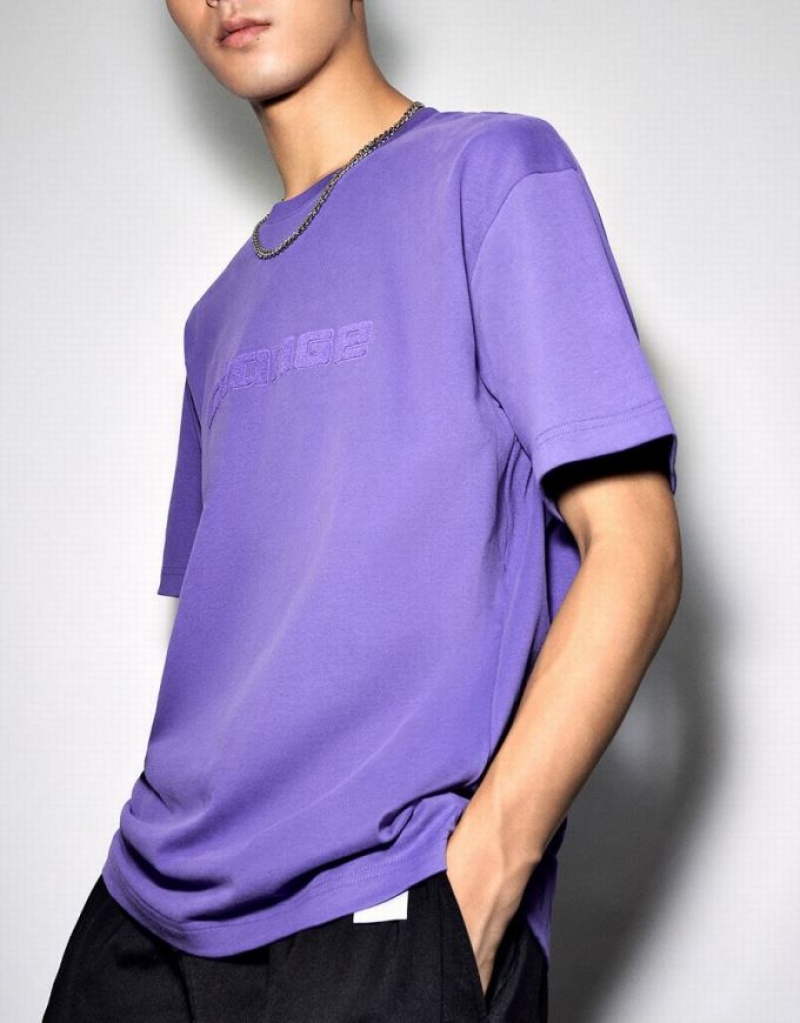 Urban Revivo Letter Embossed Crew Neck Tシャツ メンズ 紫 | 394658-WTH