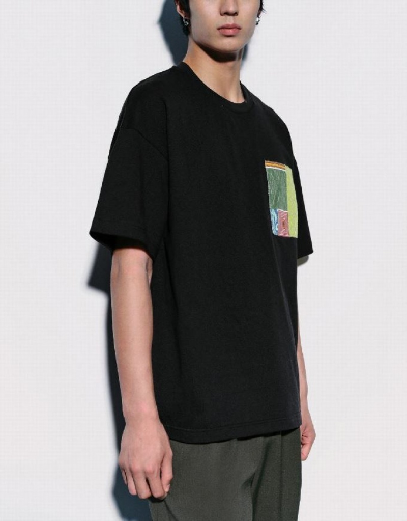 Urban Revivo Printed 真っ直ぐ Tシャツ メンズ 黒 | 695018-LMX