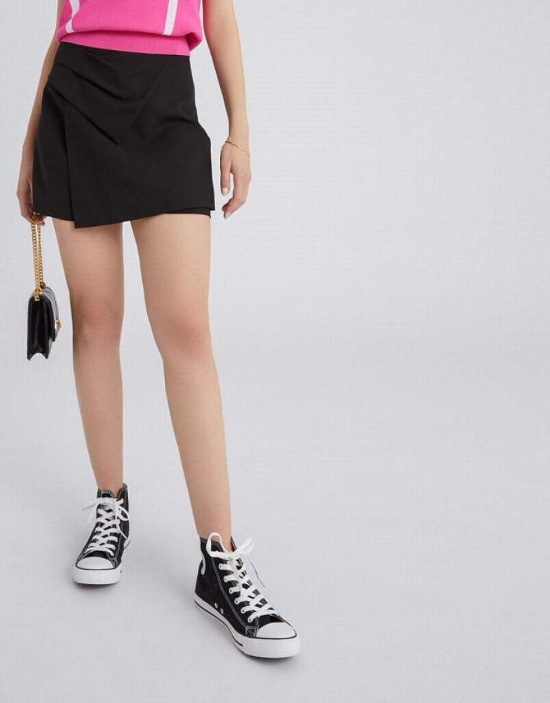 Urban Revivo Ruched Front Plain Skort ショートパンツ レディース 黒 | 542873-DNG