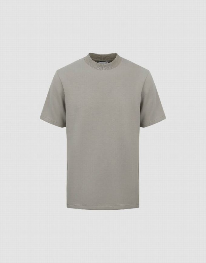 Urban Revivo Standard Sleeve Crew Neck Tシャツ メンズ カーキ | 986340-MPA