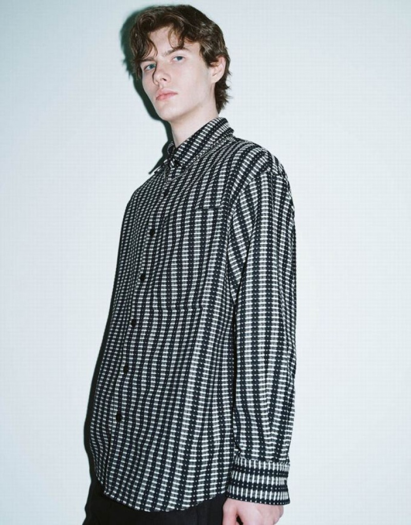 Urban Revivo ストライプ Button Up Oversized シャツ メンズ 黒 | 680593-GMT